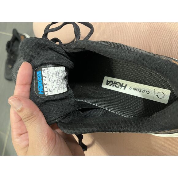 Hoka One One Clifton 9 Women's Black/Rose Gold Running Shoes Size 8.5D WIDE - Picture 5 of 6